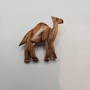 Vintage Pin Brooch Brown Wood Camel Used 1.5"